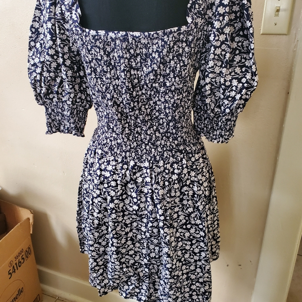 Sundress - Picture 4 of 4
